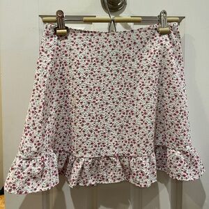 Dainty pink and purple floral print A Line skirt with ruffled hem